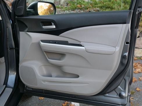 Used 2013 Honda CR-V EX-L image 18