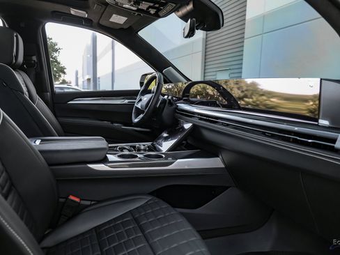 Used 2025 Cadillac Escalade V w/ LPO, Floor Liner Package image 45