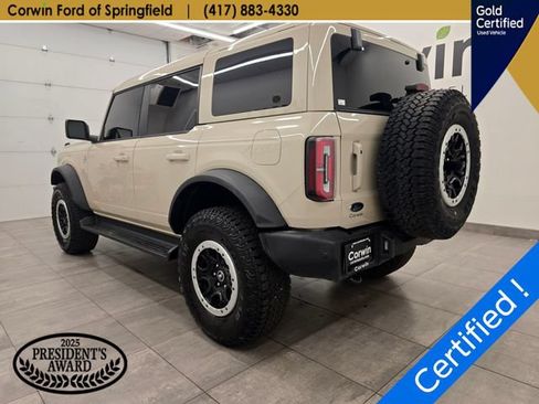 Certified 2025 Ford Bronco Outer Banks w/ Sasquatch Package AWD/4WD image 4