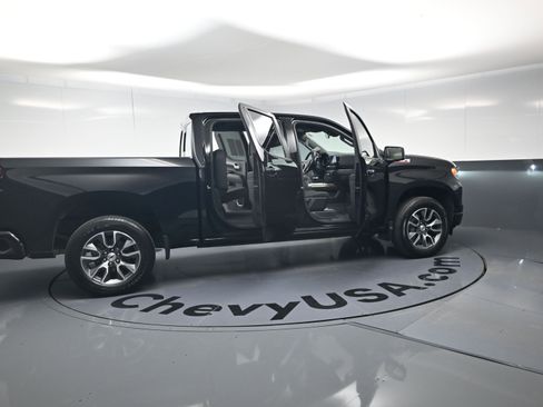 Used 2022 Chevrolet Silverado 1500 RST AWD/4WD image 25