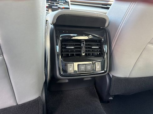 Used 2019 Toyota Avalon Limited w/ Advanced Safety Package FWD image 15