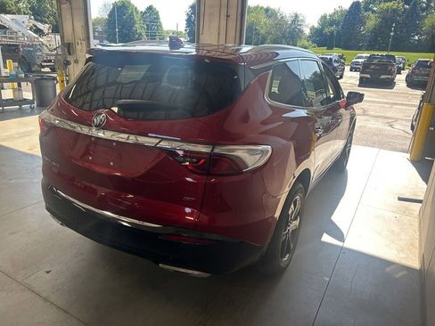 Used 2023 Buick Enclave Essence w/ Sport Touring Edition FWD image 7