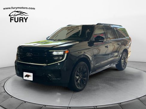 Used 2025 Ford Expedition Max Platinum w/ Stealth Appearance Package AWD/4WD image 7