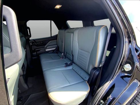 Certified 2025 Toyota 4Runner Trailhunter AWD/4WD image 21