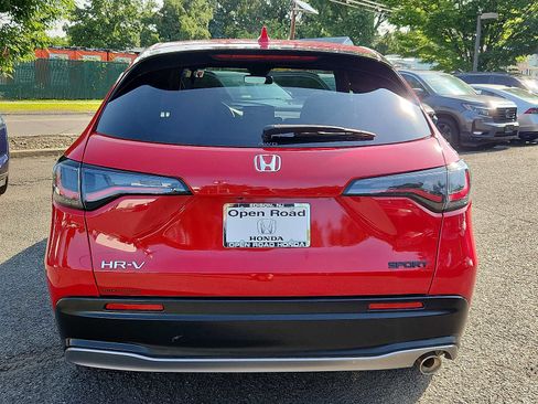 Certified 2023 Honda HR-V Sport image 5