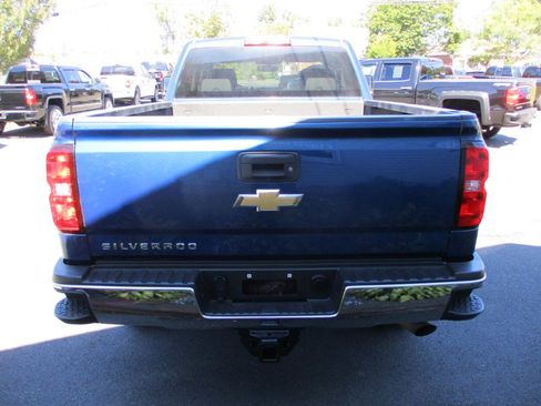 Used 2018 Chevrolet Silverado 2500 W/T w/ WT Convenience Package image 8