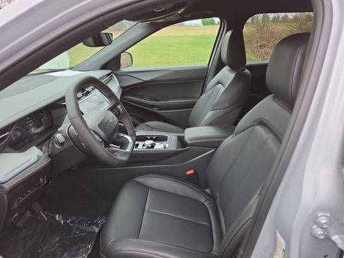 New 2026 Jeep Cherokee Limited AWD/4WD image 17
