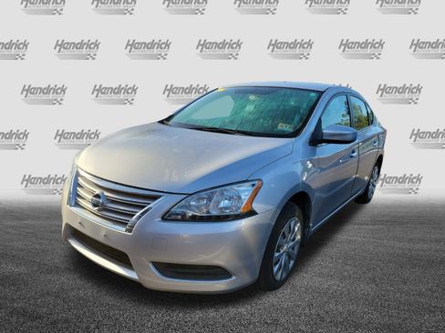 Used 2015 Nissan Sentra S image 4