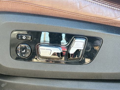 Used 2020 BMW X7 M50i image 27