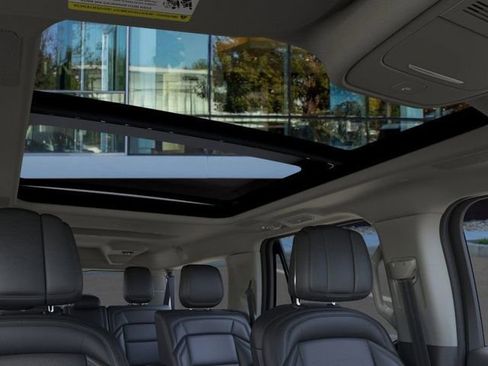 New 2025 Lincoln Navigator L Reserve image 21