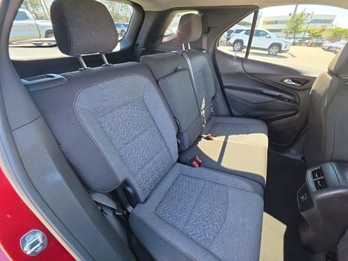 Used 2023 Chevrolet Equinox LT image 29