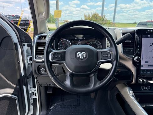 Used 2024 RAM 2500 Laramie AWD/4WD image 15