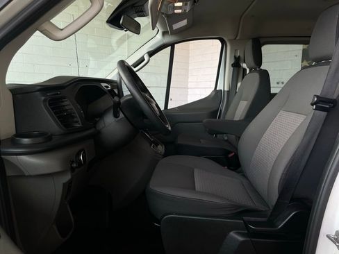 Used 2024 Ford Transit 350 XLT RWD image 10