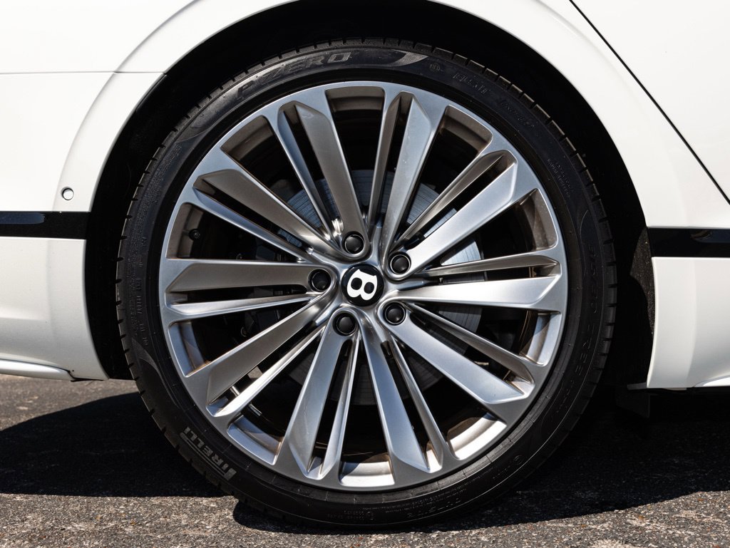 Used 2025 Bentley Flying Spur Plug-In Hybrid AWD/4WD image 81
