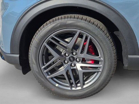 New 2026 Ford Explorer ST-Line w/ ST-Line Street Pack RWD image 16