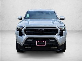 Used 2025 Toyota Tacoma SR5 AWD/4WD video 2