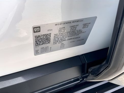 Used 2021 GMC Yukon Denali w/ Advanced Technology Package AWD/4WD image 30