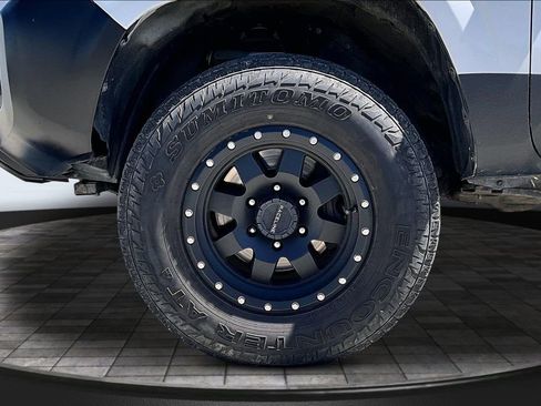 Used 2017 Toyota Tacoma SR RWD image 33