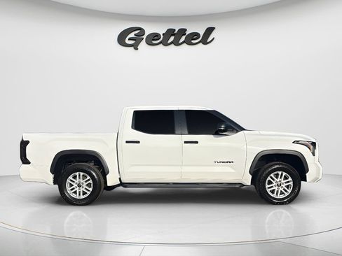 Used 2026 Toyota Tundra SR5 w/ SR5 Premium Package RWD image 4