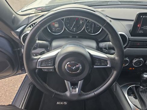 Used 2021 MAZDA MX-5 Miata RF Grand Touring image 22