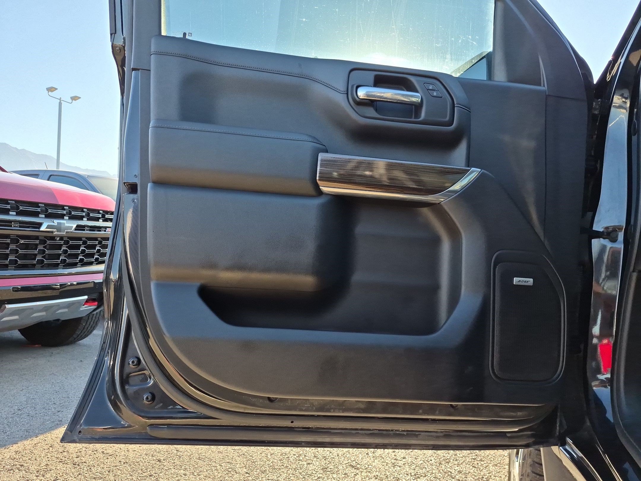 Used 2019 Chevrolet Silverado 1500 LT Trail Boss AWD/4WD image 12