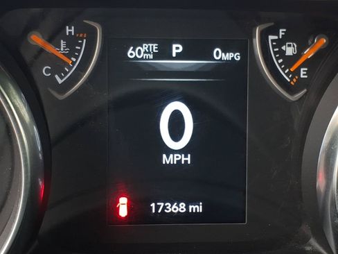 Used 2018 Jeep Wrangler Sport AWD/4WD image 23