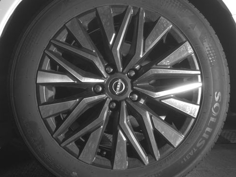 Used 2025 Nissan Altima 2.5 SV image 14