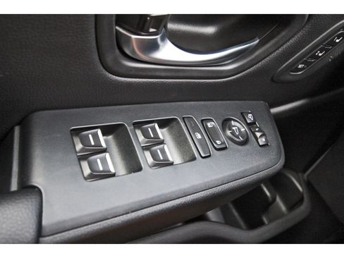 Used 2025 Honda Pilot TrailSport image 20