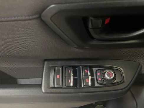Used 2025 Subaru Forester Premium AWD/4WD image 46
