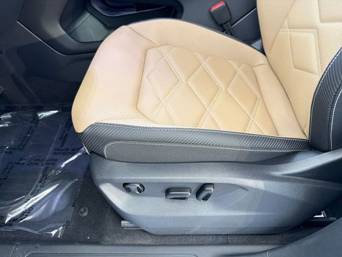 New 2026 Volkswagen Atlas Cross Sport SE AWD/4WD image 14