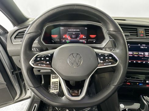 Used 2023 Volkswagen Tiguan SE R-Line FWD image 13
