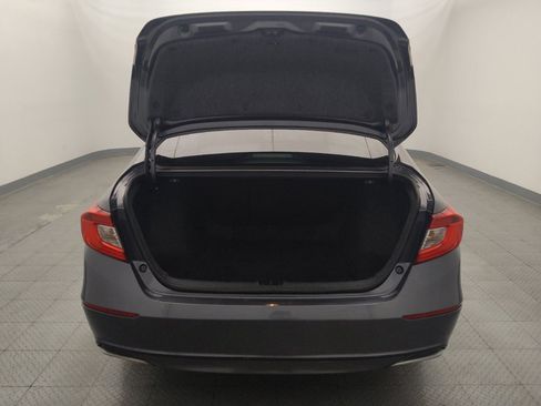 Used 2018 Honda Accord EX image 29