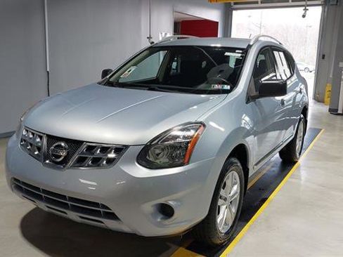 Used 2015 Nissan Rogue S w/ Convenience Package AWD/4WD image 17