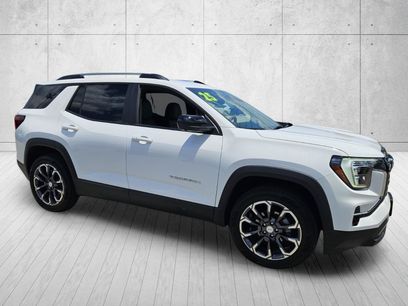 Used 2025 GMC Terrain Elevation w/ Elevation Premium Package