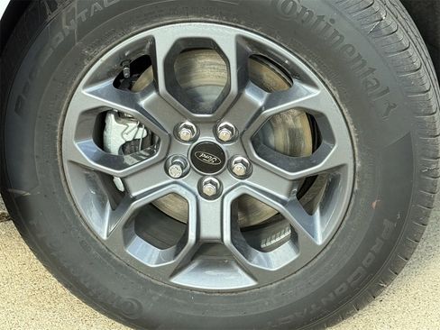 New 2025 Ford Maverick XLT image 38