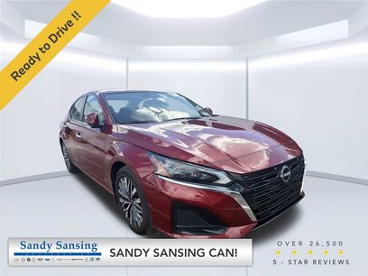 Used 2023 Nissan Altima 2.5 SV w/ SV Premium Package
