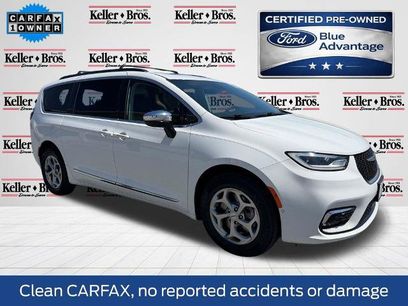 Used 2023 Chrysler Pacifica Limited