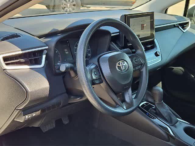 Used 2025 Toyota Corolla LE FWD image 10