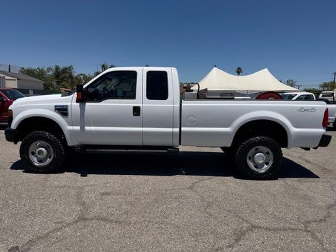 Used 2009 Ford F250 4x4 SuperCab Super Duty image 10