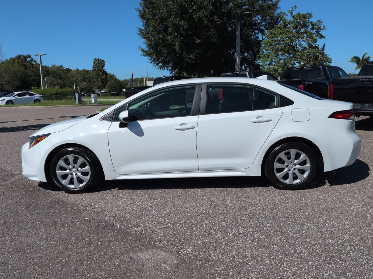 Certified 2024 Toyota Corolla LE FWD image 3
