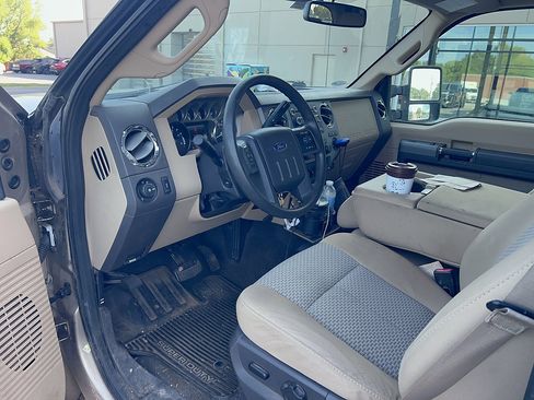 Used 2011 Ford F250 XLT w/ XLT Premium Pkg AWD/4WD image 15