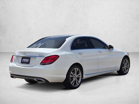 Used 2019 Mercedes-Benz C 300 4MATIC Sedan image 5