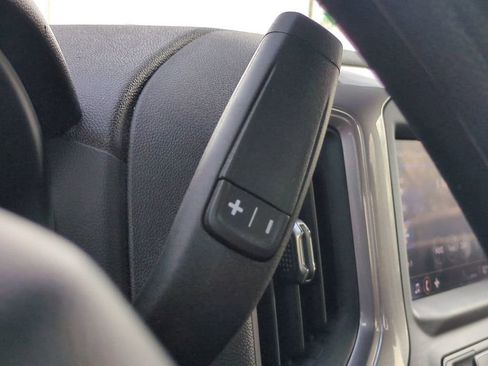 Used 2025 Chevrolet Silverado 1500 Custom image 27