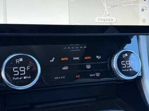 Used 2023 Jaguar F-PACE SVR AWD/4WD image 18