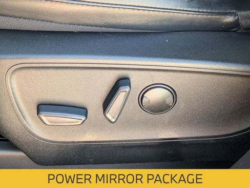 Used 2023 Ford Escape SE FWD image 16