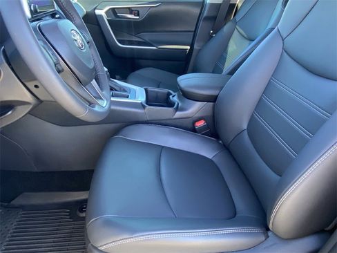 Certified 2025 Toyota RAV4 XLE Premium image 20