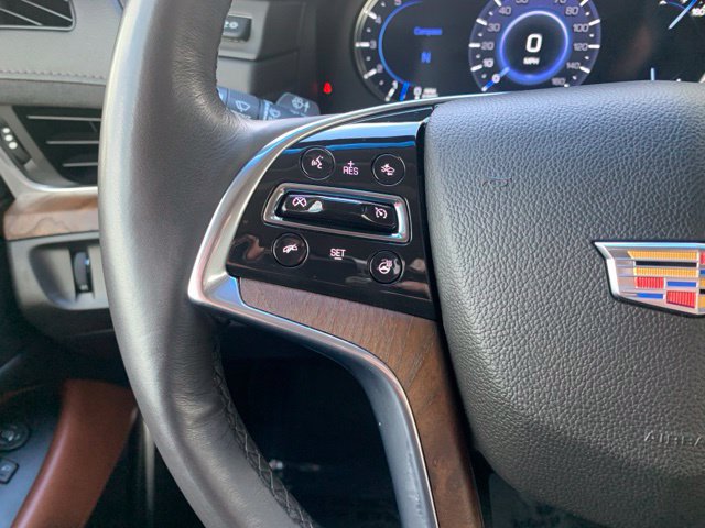 Used 2019 Cadillac Escalade Premium Luxury w/ Escalade Sport Edition AWD/4WD image 27