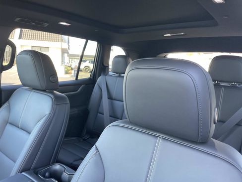 New 2026 GMC Acadia Elevation w/ Elevation Premium Package image 23