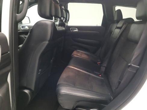 Used 2019 Jeep Grand Cherokee Altitude RWD image 18