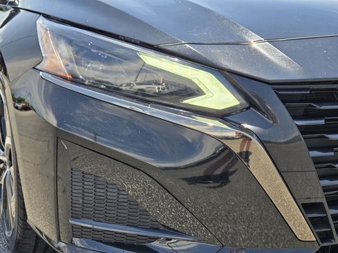 Used 2024 Nissan Altima 2.5 SR FWD image 4